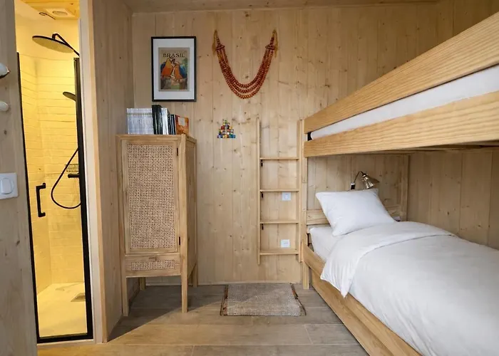 Holiday home Eureka Air-conditioned Pereire - *