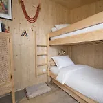 Eureka Air-conditioned Pereire - Vakantiehuis